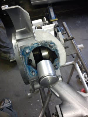 Vespa Motor Reassembly Piston and Cylinder
