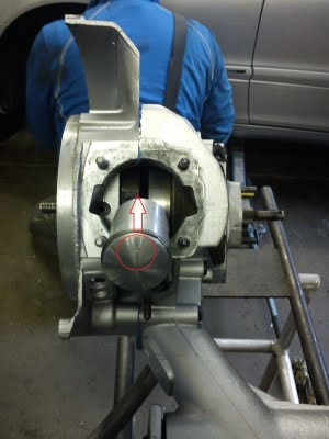 Vespa Motor Reassembly Piston and Cylinder