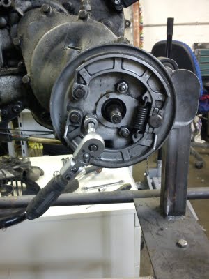 Vespa Motor Revision Remove Brake Anchor Plate
