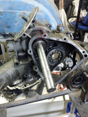 Vespa Motor Revision Remove Bearings