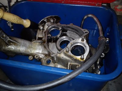 Vespa Motor Revision Engine Case Cleaning